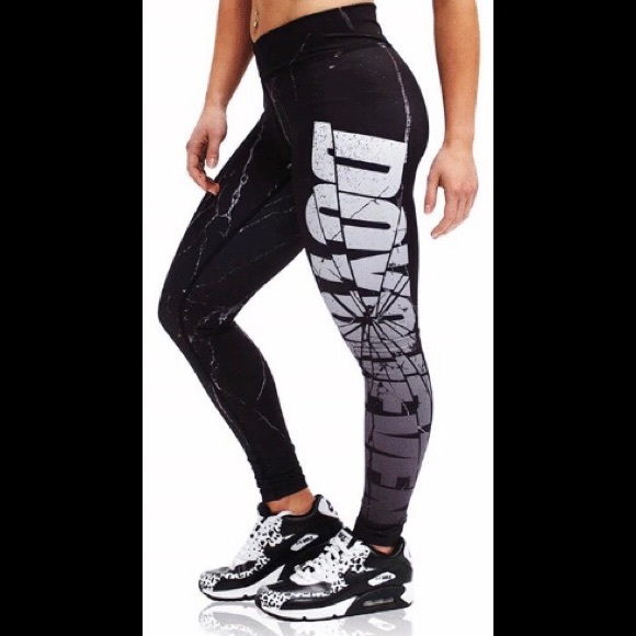 NWOT NIKE “Do You Even” Impact Logo Leggings XS - Picture 3 of 3